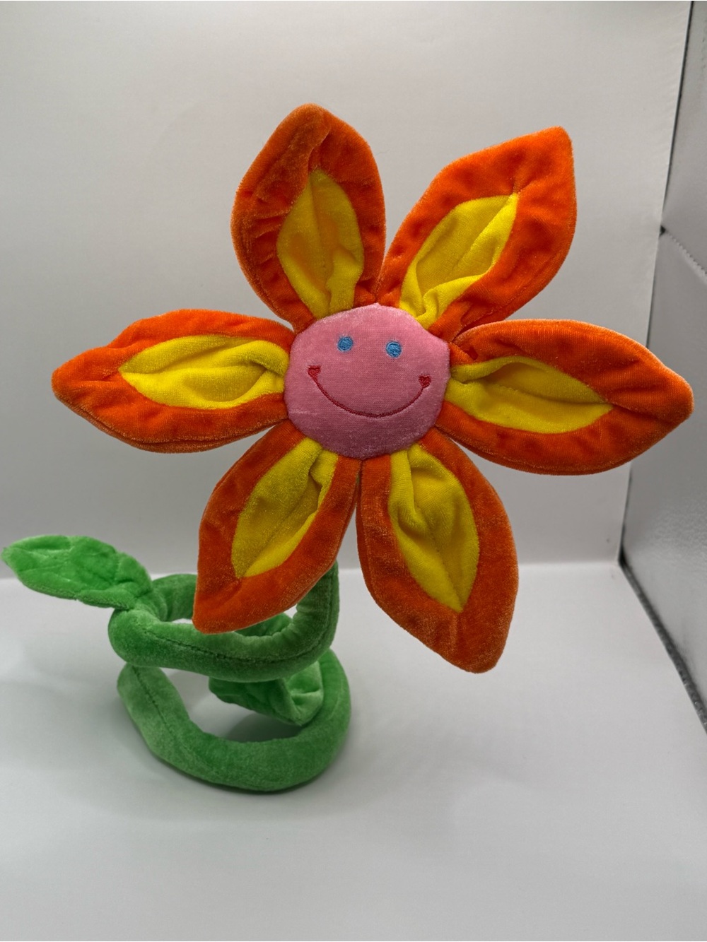 Vintage Animal Alley Smiling Flower Plush